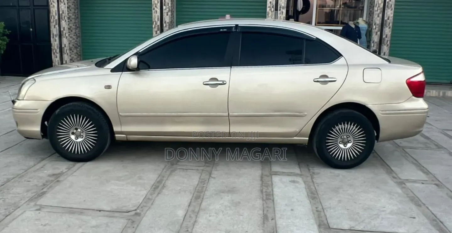 Toyota Premio 2003 Gold