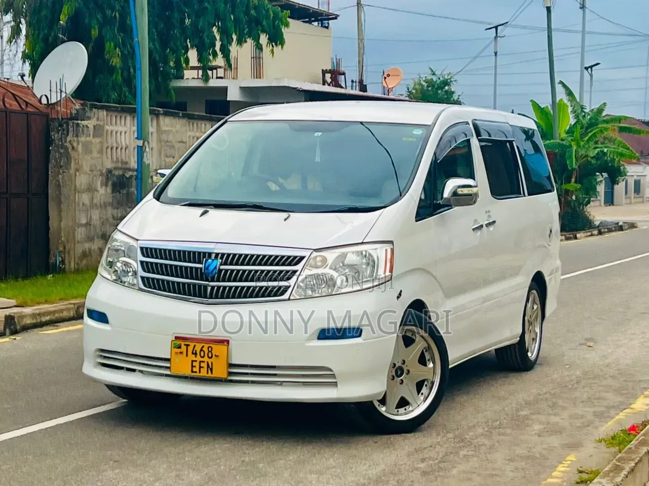 Toyota Alphard 2005 White