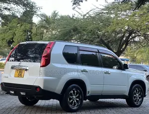 Nissan X-Trail 2009 White