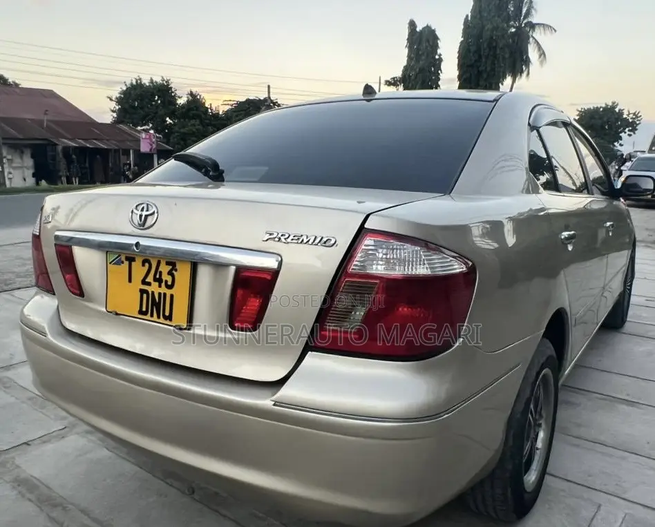 Toyota Premio 2004 Beige