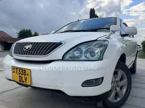 Toyota Harrier 2006 Pearl