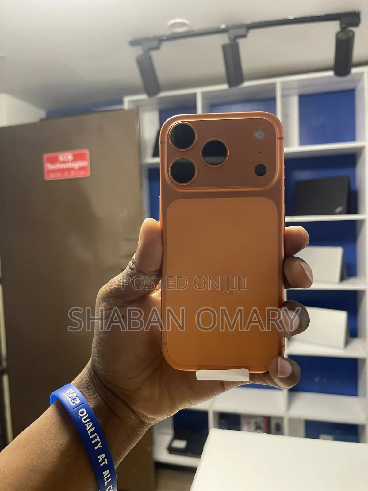 New Apple iPhone 17 Pro Max 1 TB Orange
