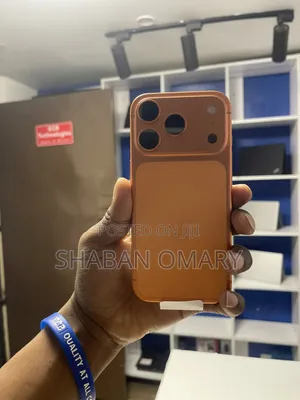 New Apple iPhone 17 Pro Max 1 TB Orange