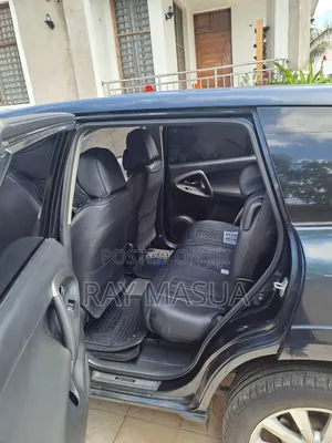 Toyota Vanguard 2010 Black