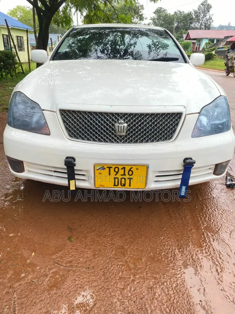 Toyota Crown 2006 White