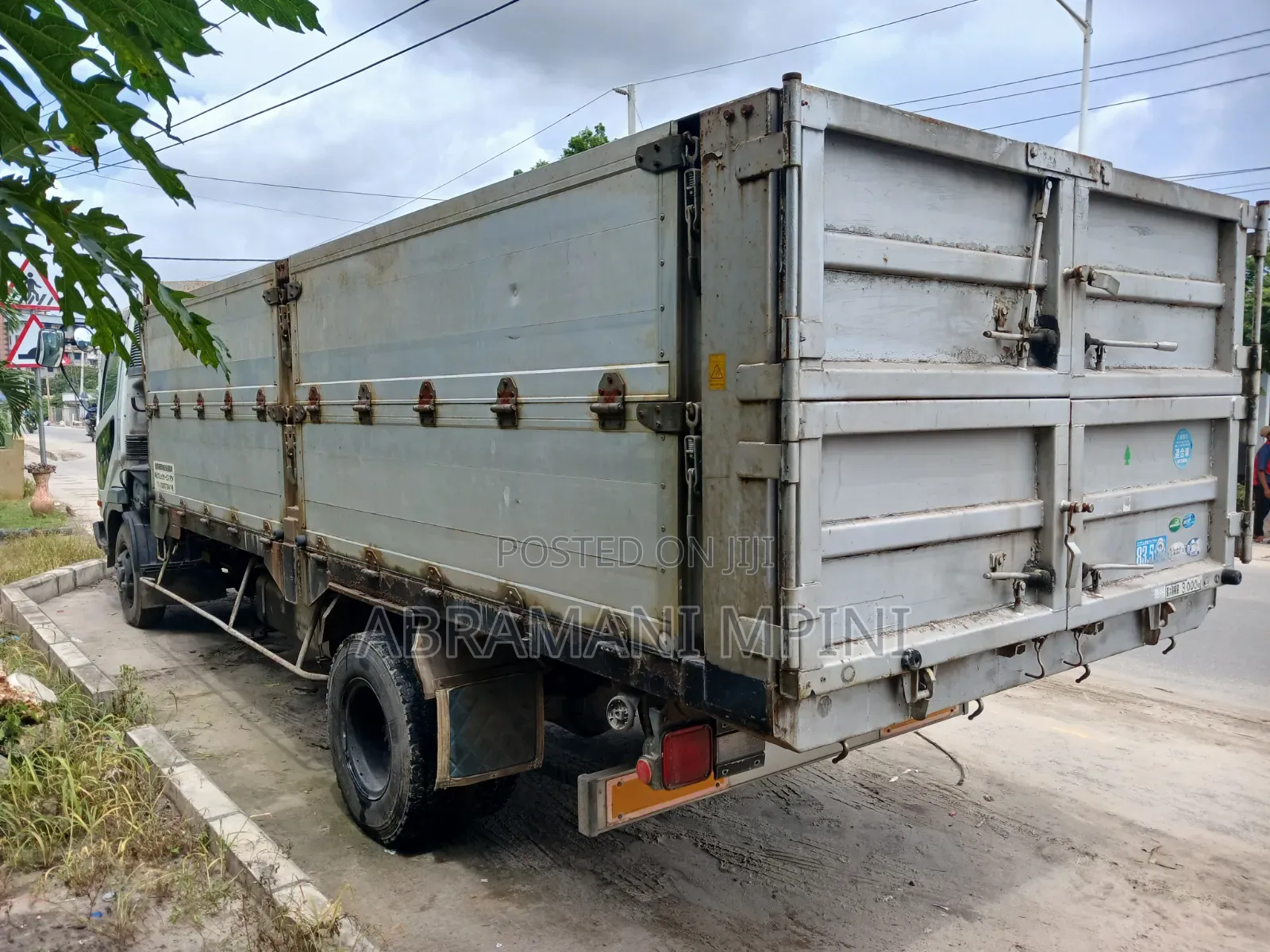 Mitsubishi Fuso For Sale White