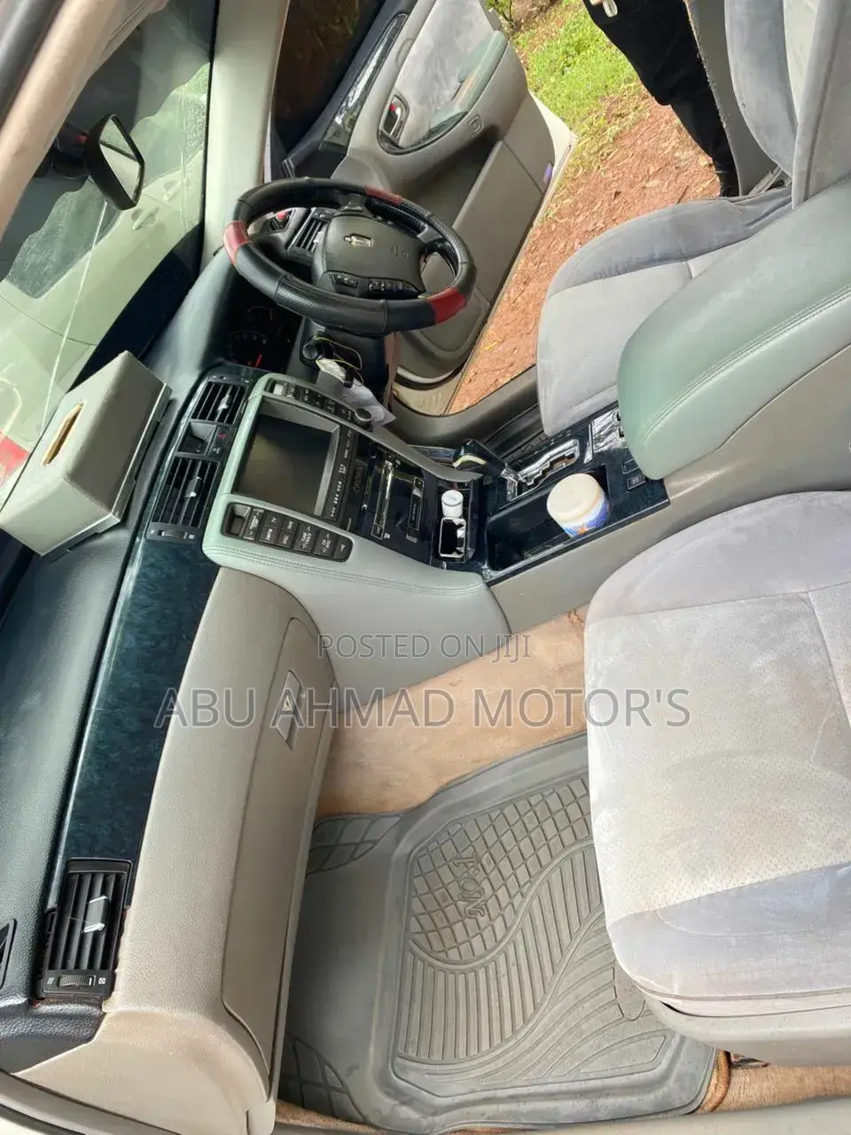 Toyota Crown 2006 White