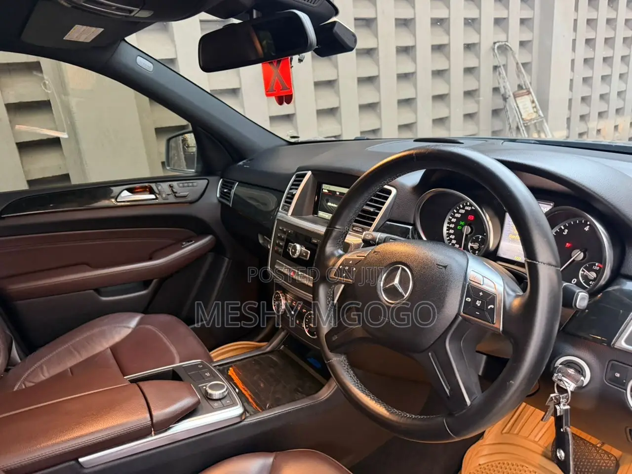 Mercedes-Benz M Class 2014 Silver