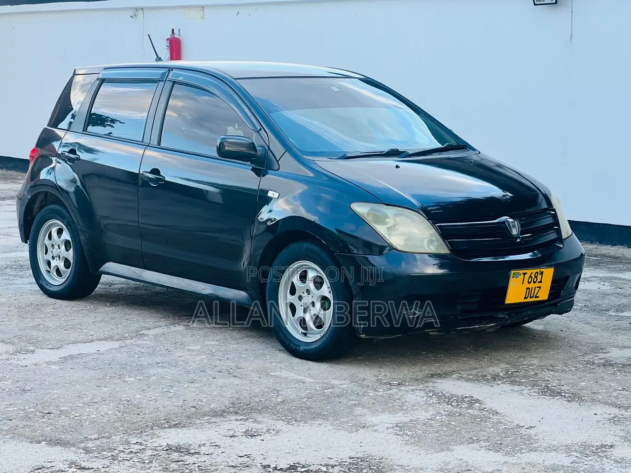 Toyota IST 2003 Black