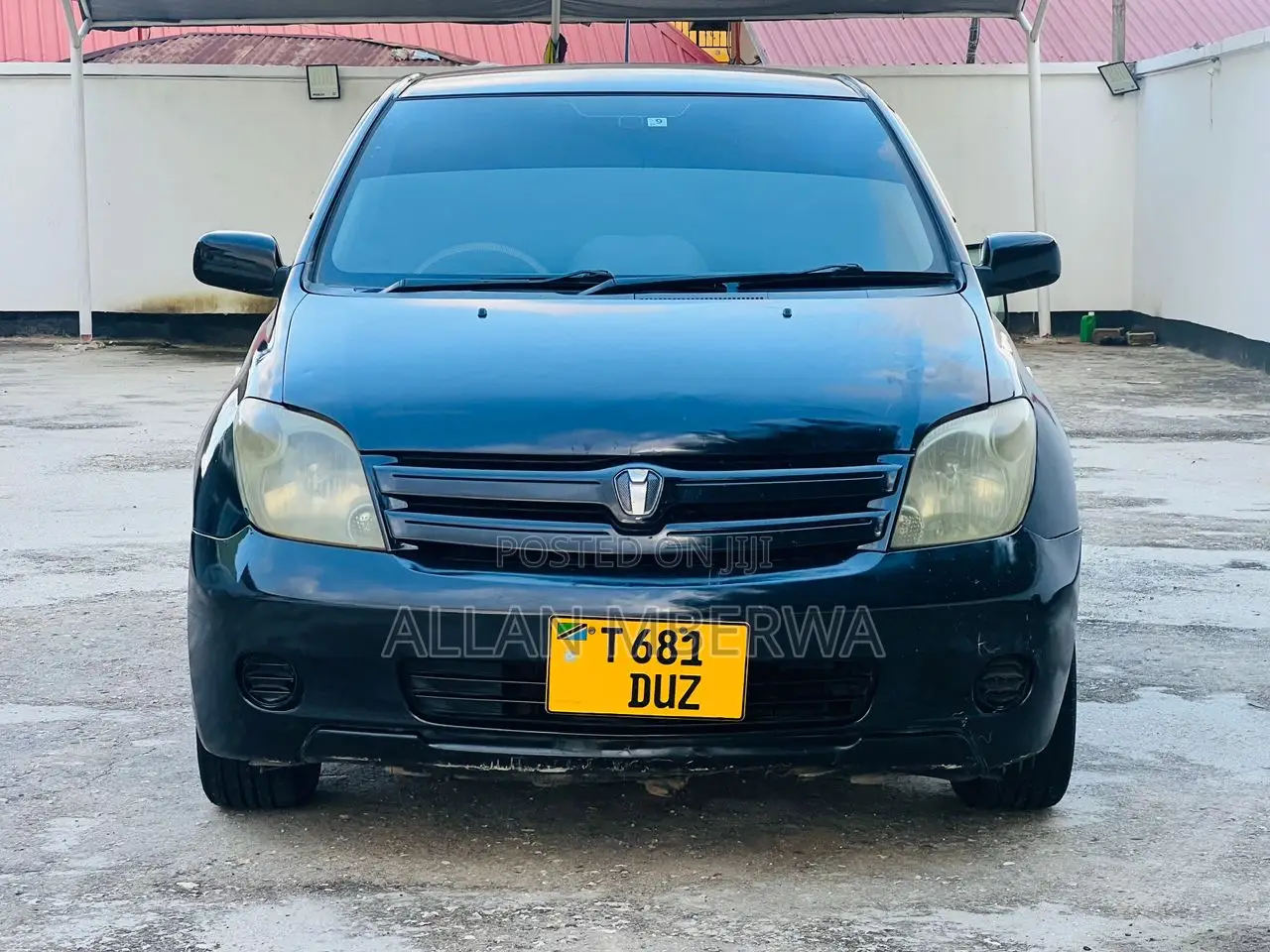 Toyota IST 2003 Black