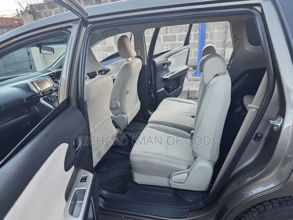 Toyota Wish 2010 Brown