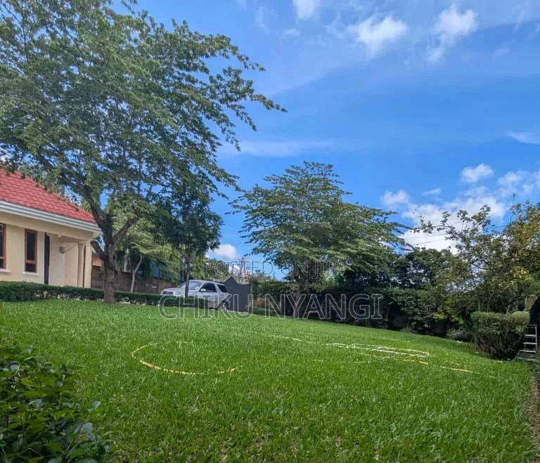 2bdrm House in Chiku Nyangi, Tengeru for sale