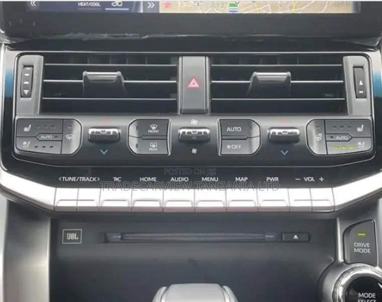 Toyota Land Cruiser LC300 2024 Black