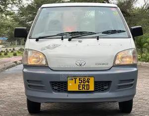 Townace Erd Mil 27.9 Tu 2004 White