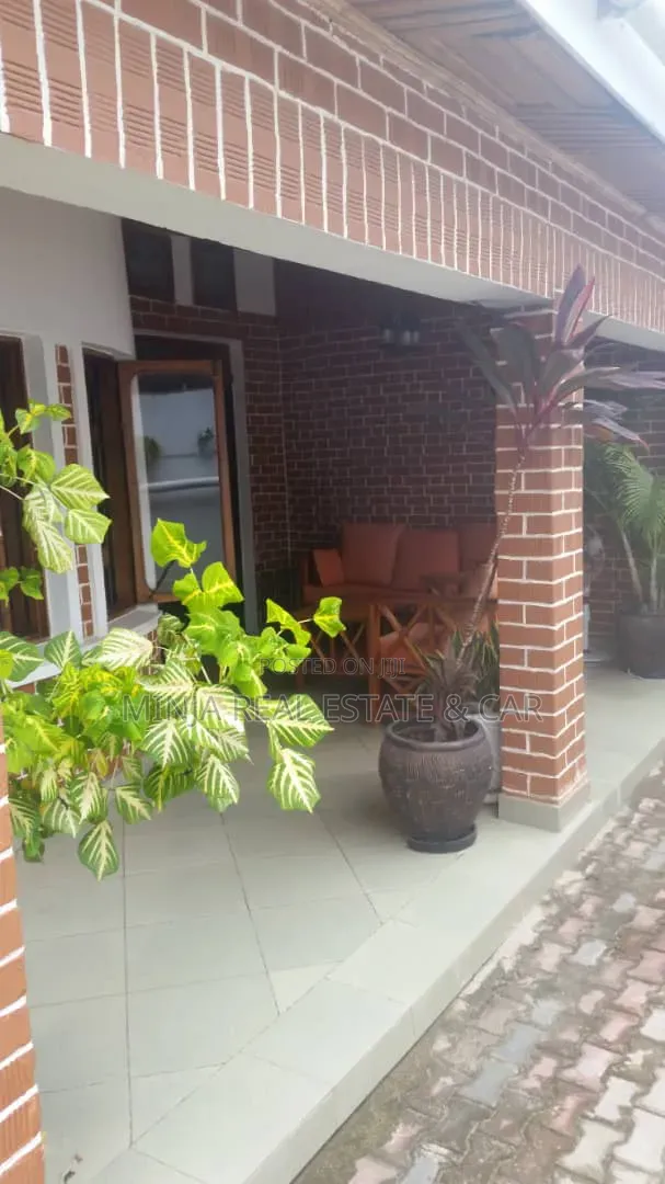 4bdrm House in Mikocheni for rent