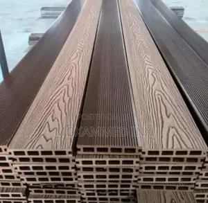 Wood Plastic Composite (Wpc) Decking Flooring2.8m X 0.15m