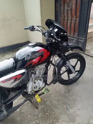 Bajaj Boxer X125 2023 Black