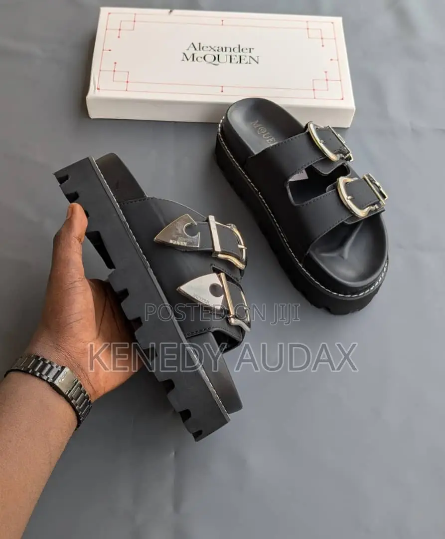 Alexander McQueen Sandle