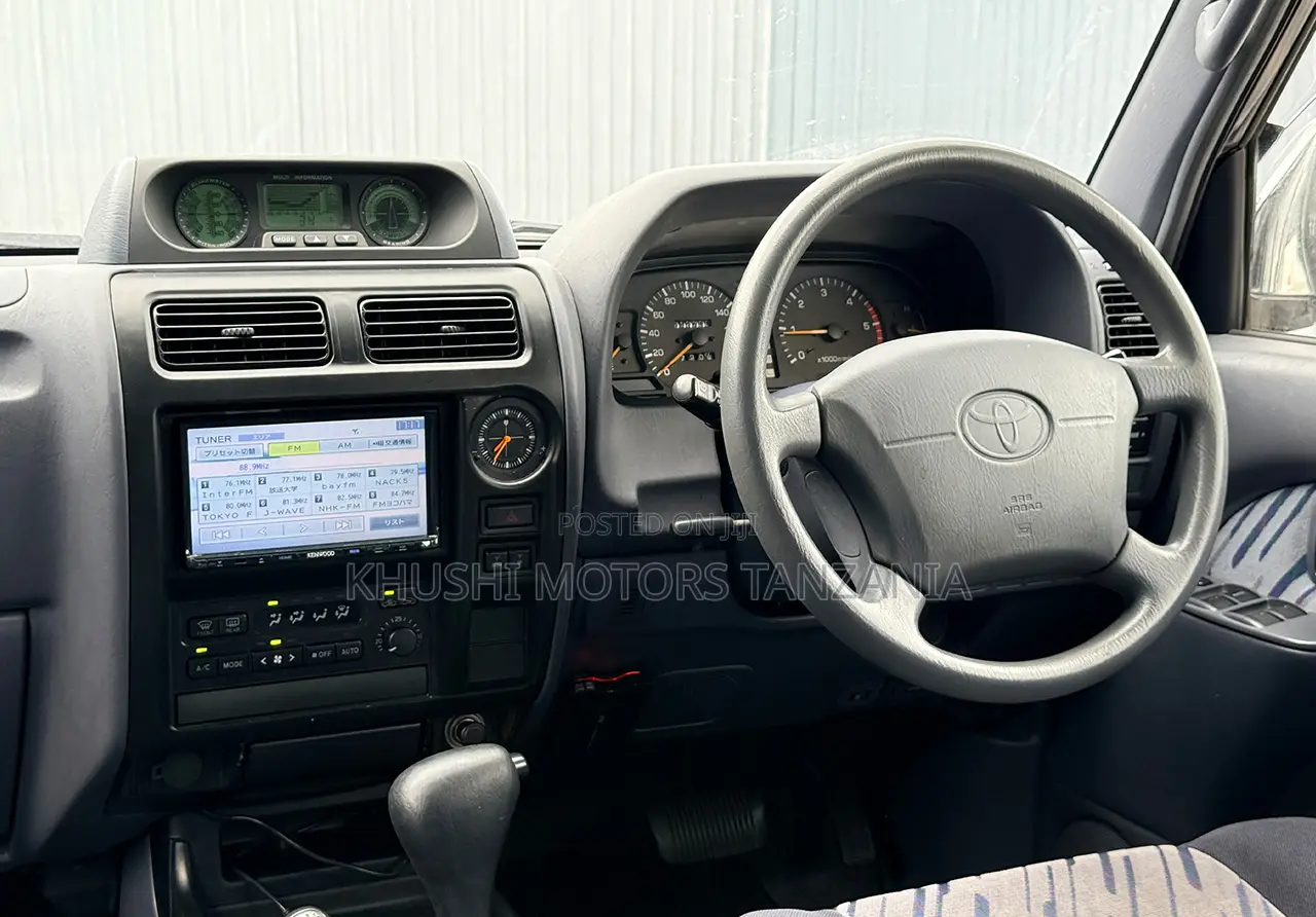 Toyota Land Cruiser Prado 1997 Black