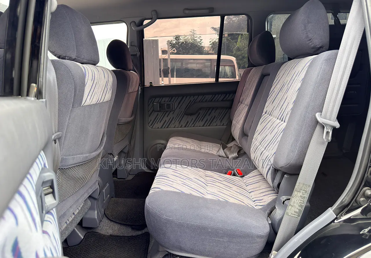 Toyota Land Cruiser Prado 1997 Black