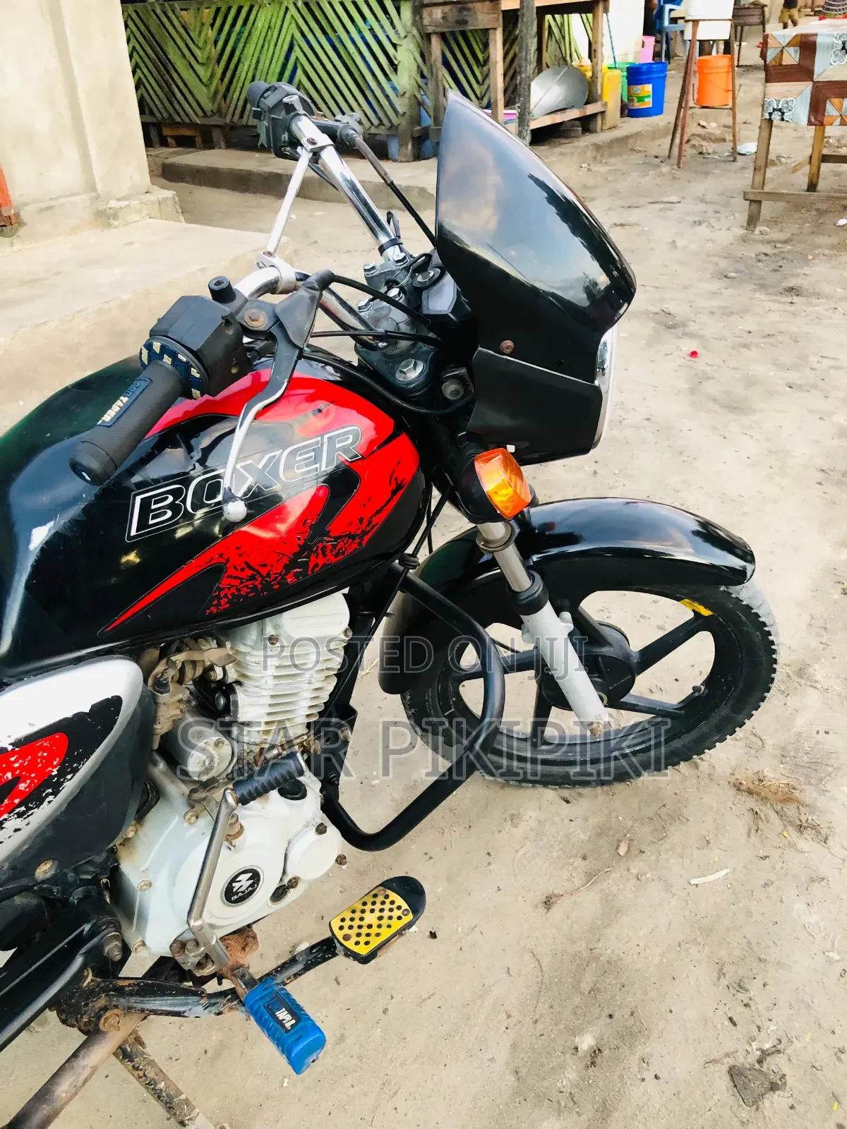 New Bajaj Boxer X125 2024 Black