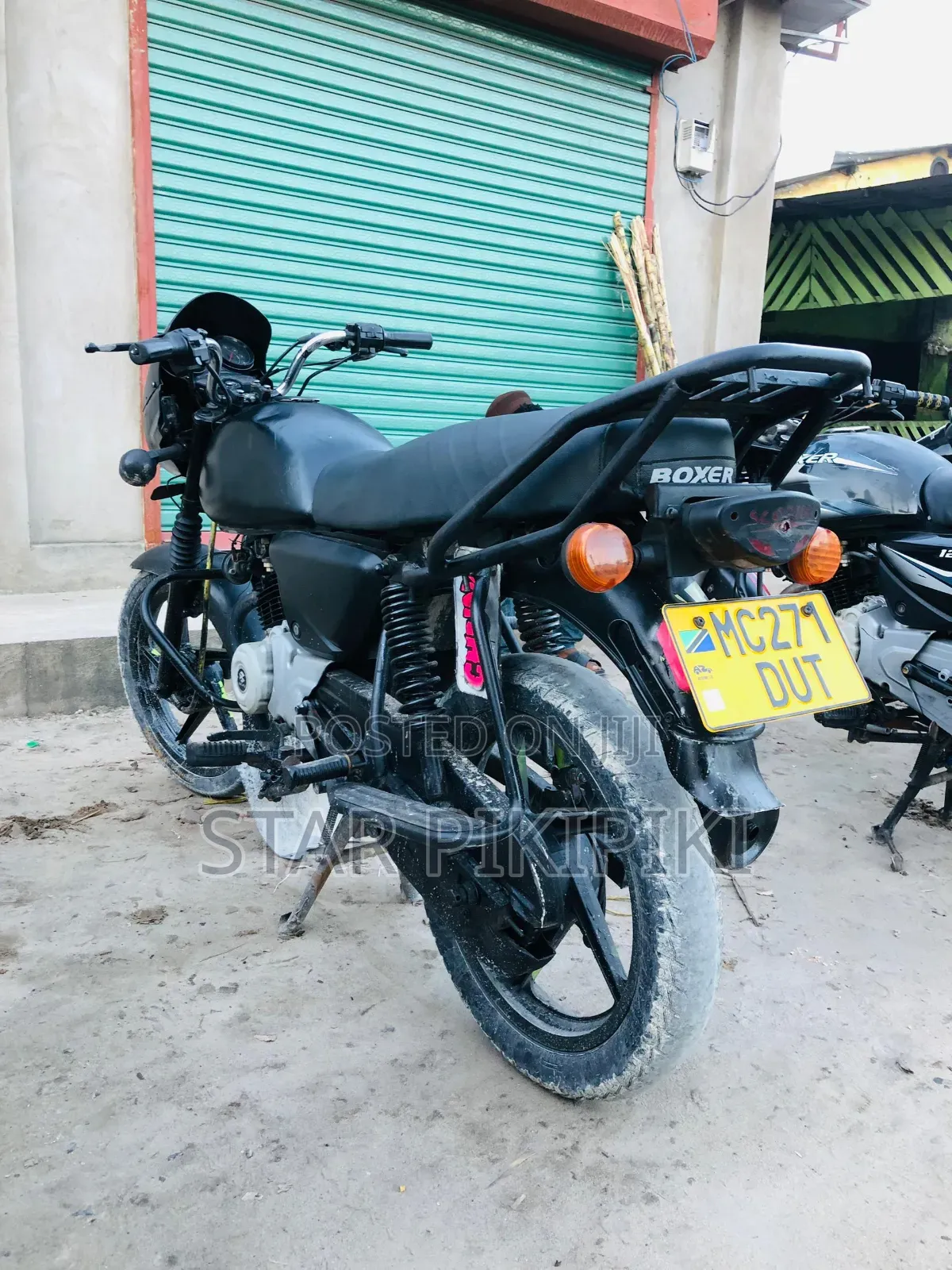 New Bajaj Boxer 125 2024 Black