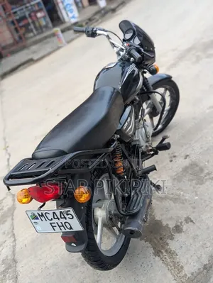 Bajaj Boxer 125 2024 Black