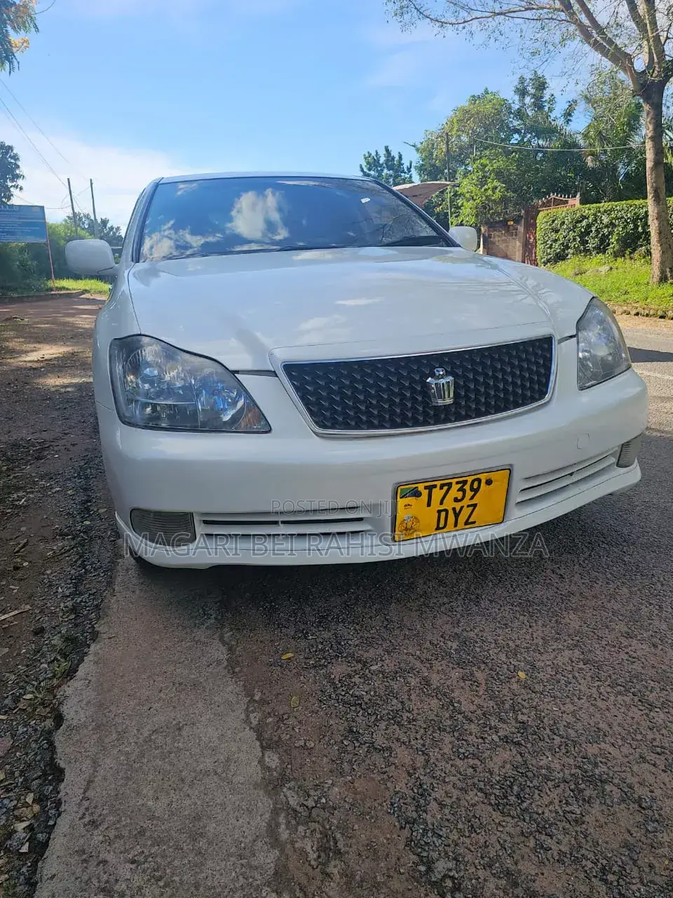 Toyota Crown 2007 White