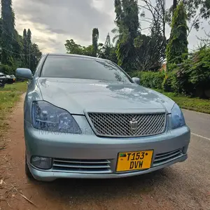 Toyota Crown 2004 Blue