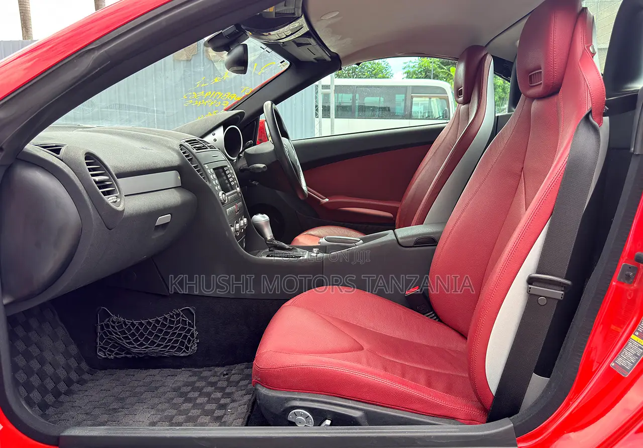 Mercedes-Benz SLK-Class 2005 Red