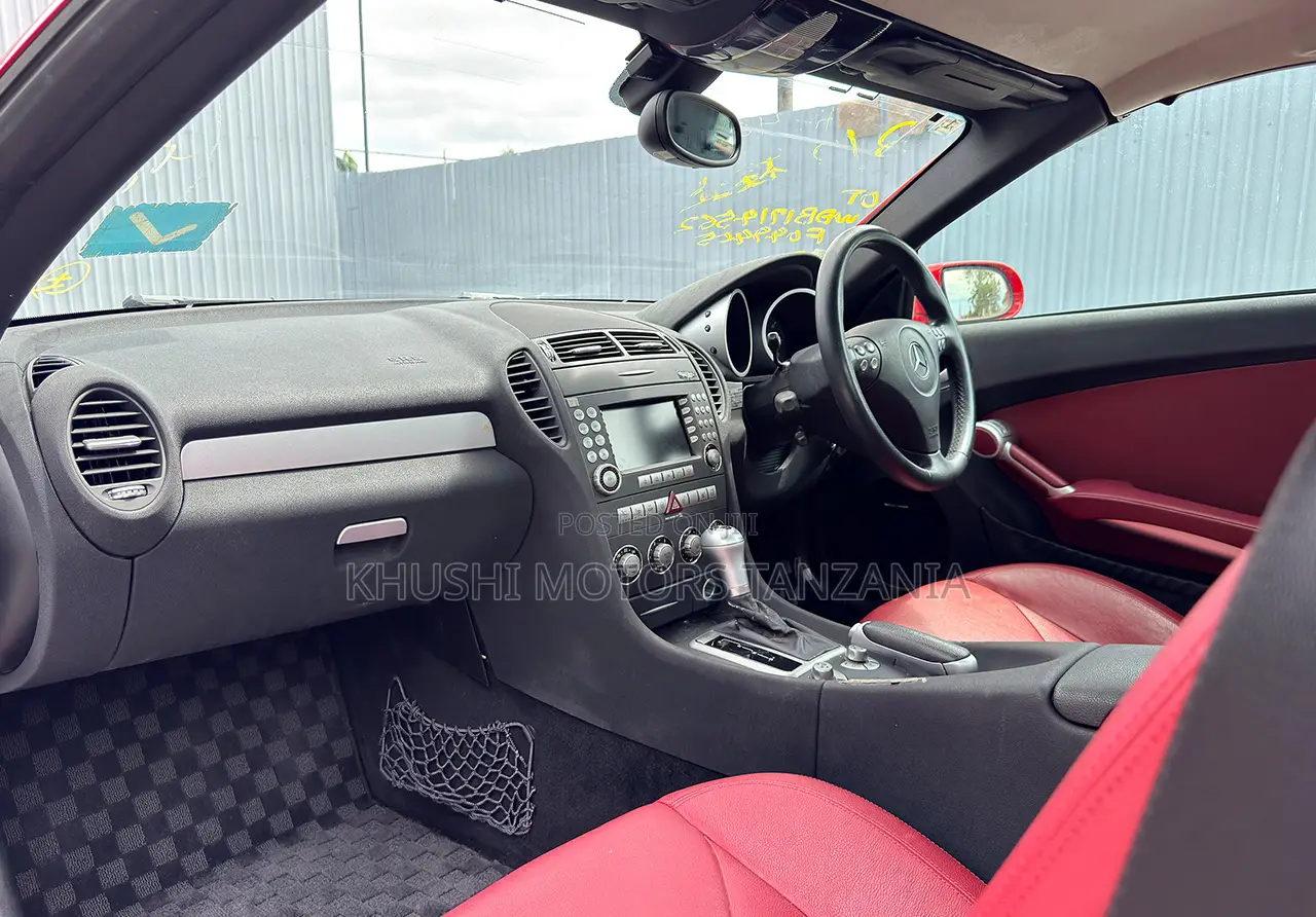 Mercedes-Benz SLK-Class 2005 Red