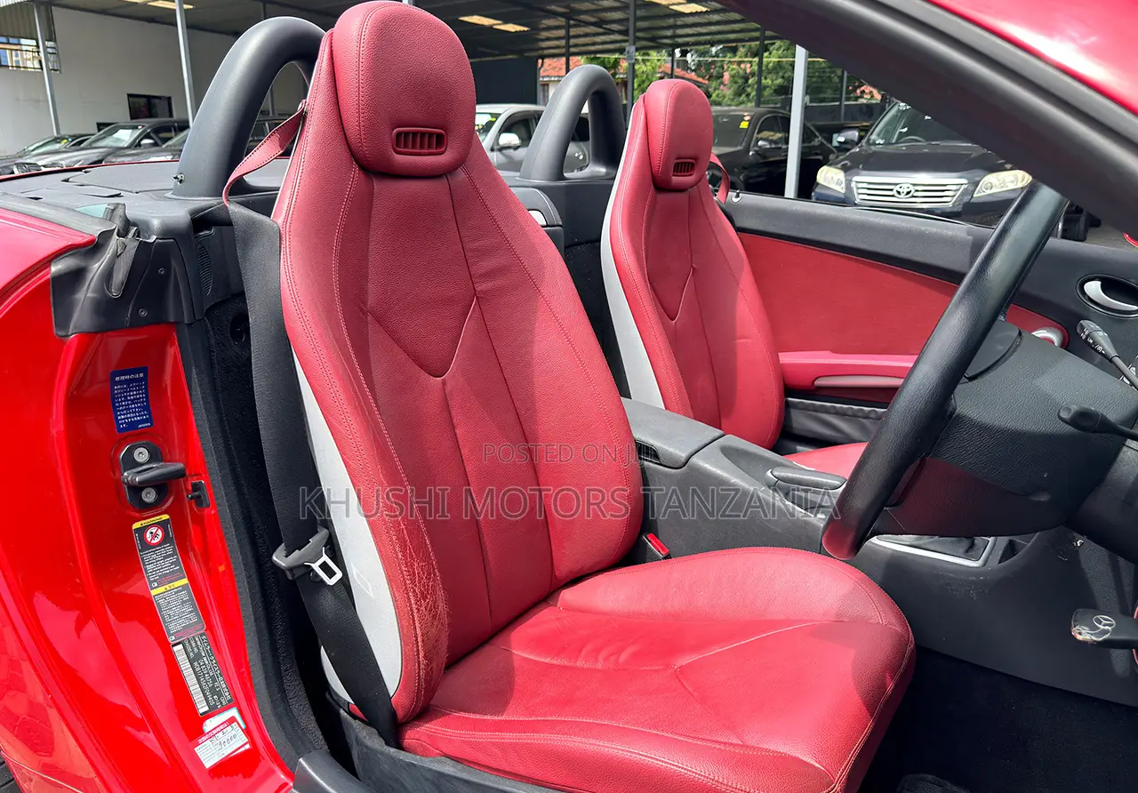Mercedes-Benz SLK-Class 2005 Red
