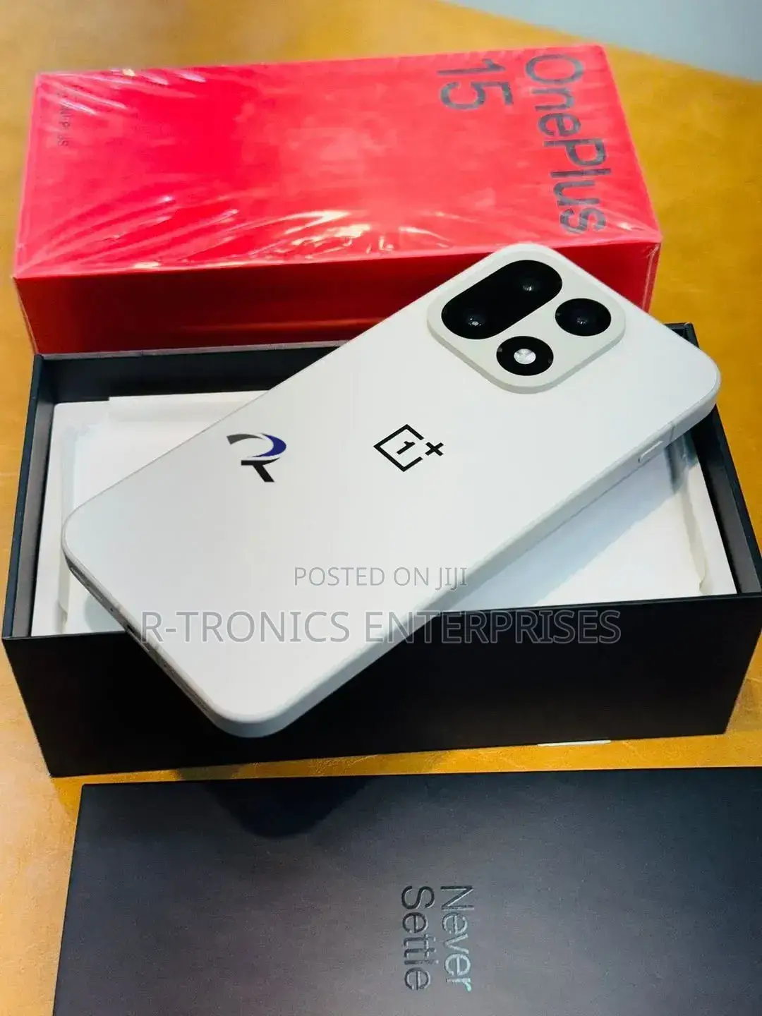 New OnePlus 15 512 GB White