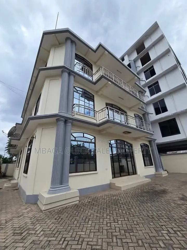 3bdrm Apartment in Mbezi Beach, Kimara for rent