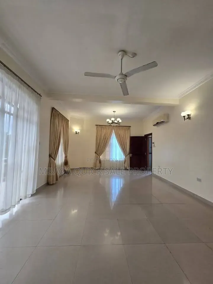 3bdrm Apartment in Mbezi Beach, Kimara for rent