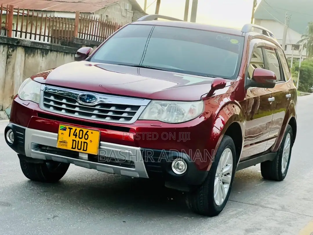 Subaru Forester 2010 Red