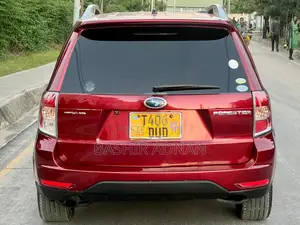 Subaru Forester 2010 Red
