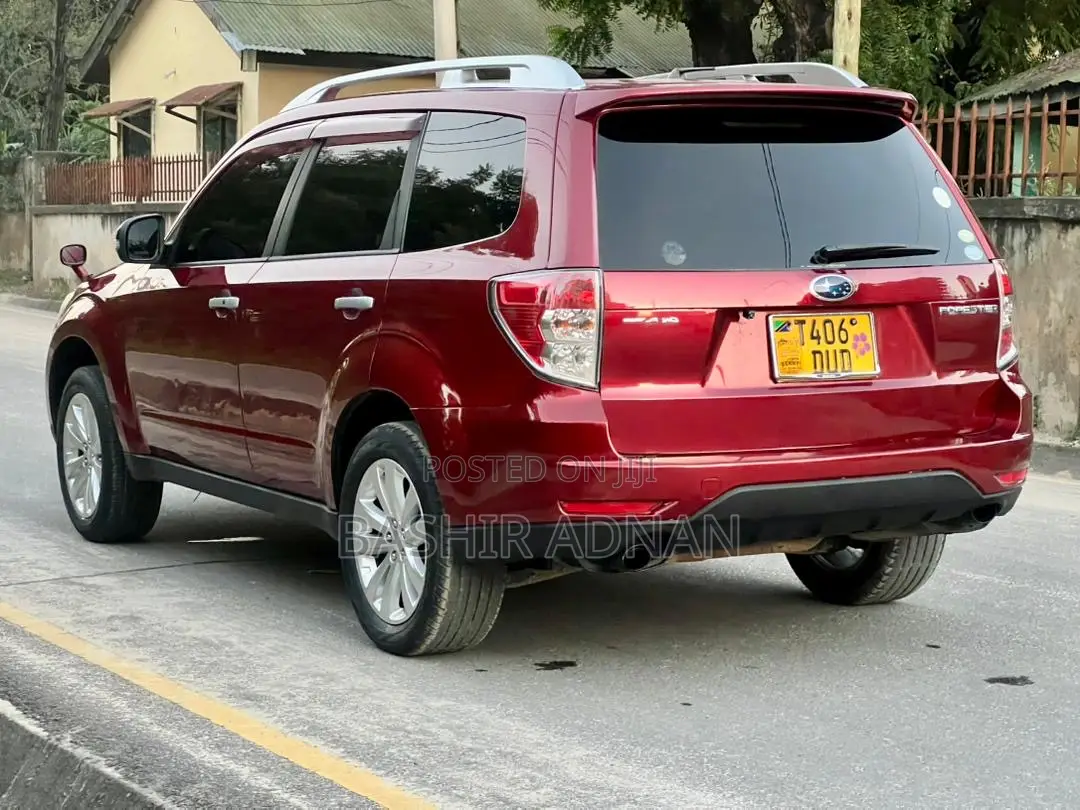 Subaru Forester 2010 Red