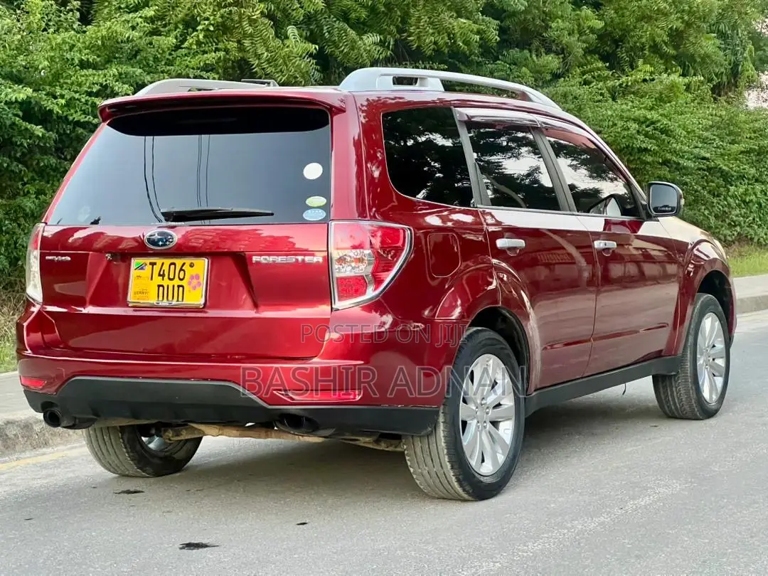 Subaru Forester 2010 Red