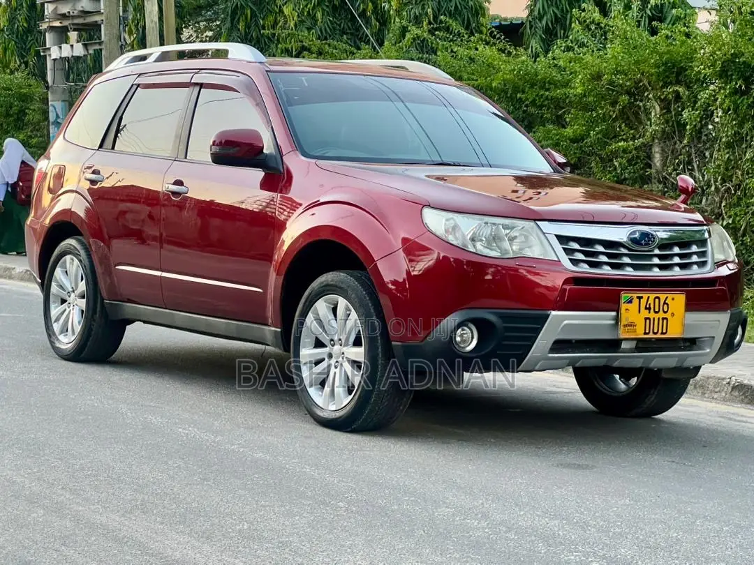 Subaru Forester 2010 Red