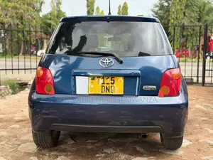 Toyota IST 2004 Purple