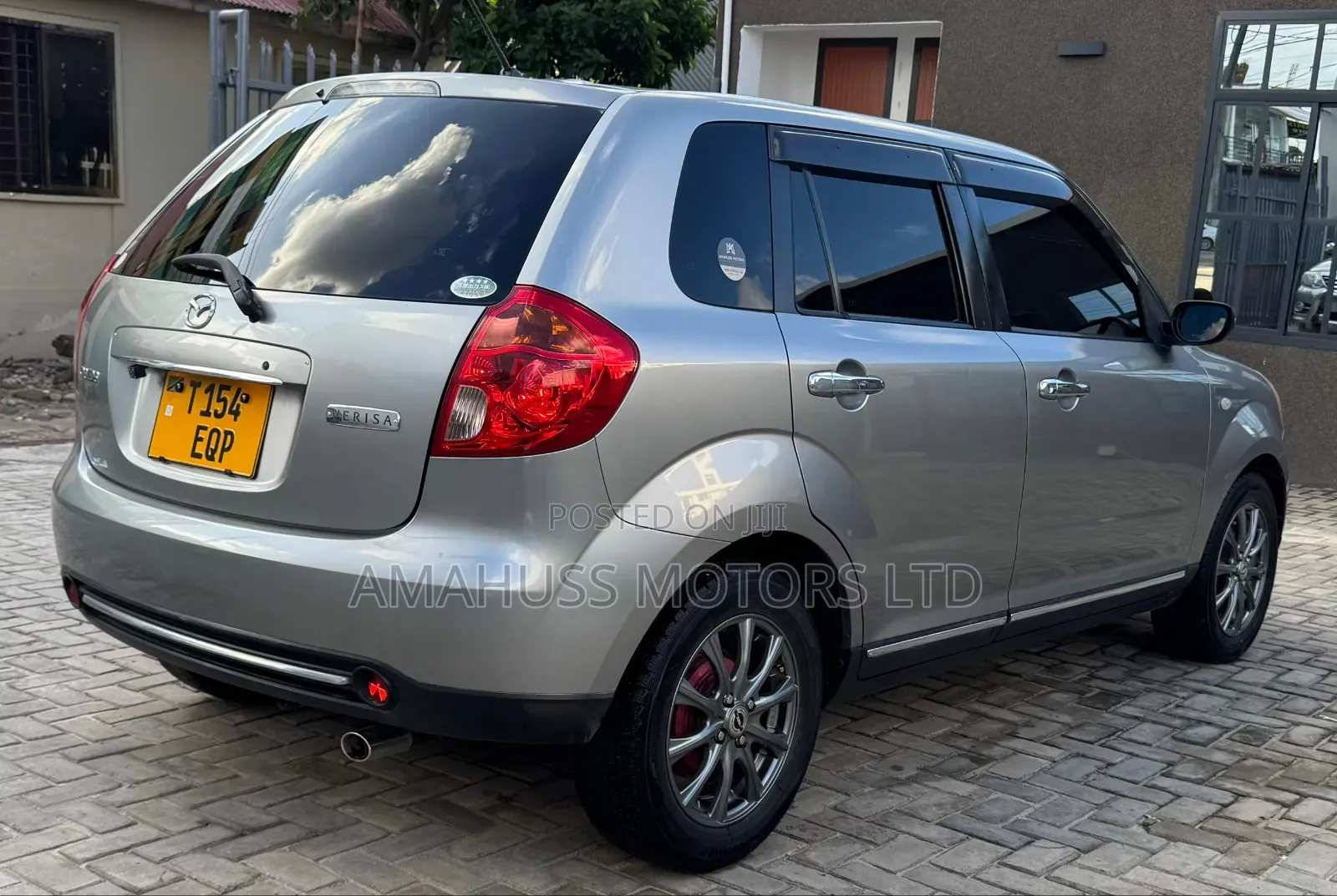 Mazda Verisa 2009 Silver