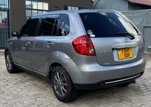 Mazda Verisa 2009 Silver