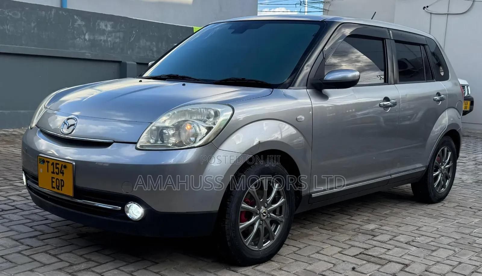 Mazda Verisa 2009 Silver