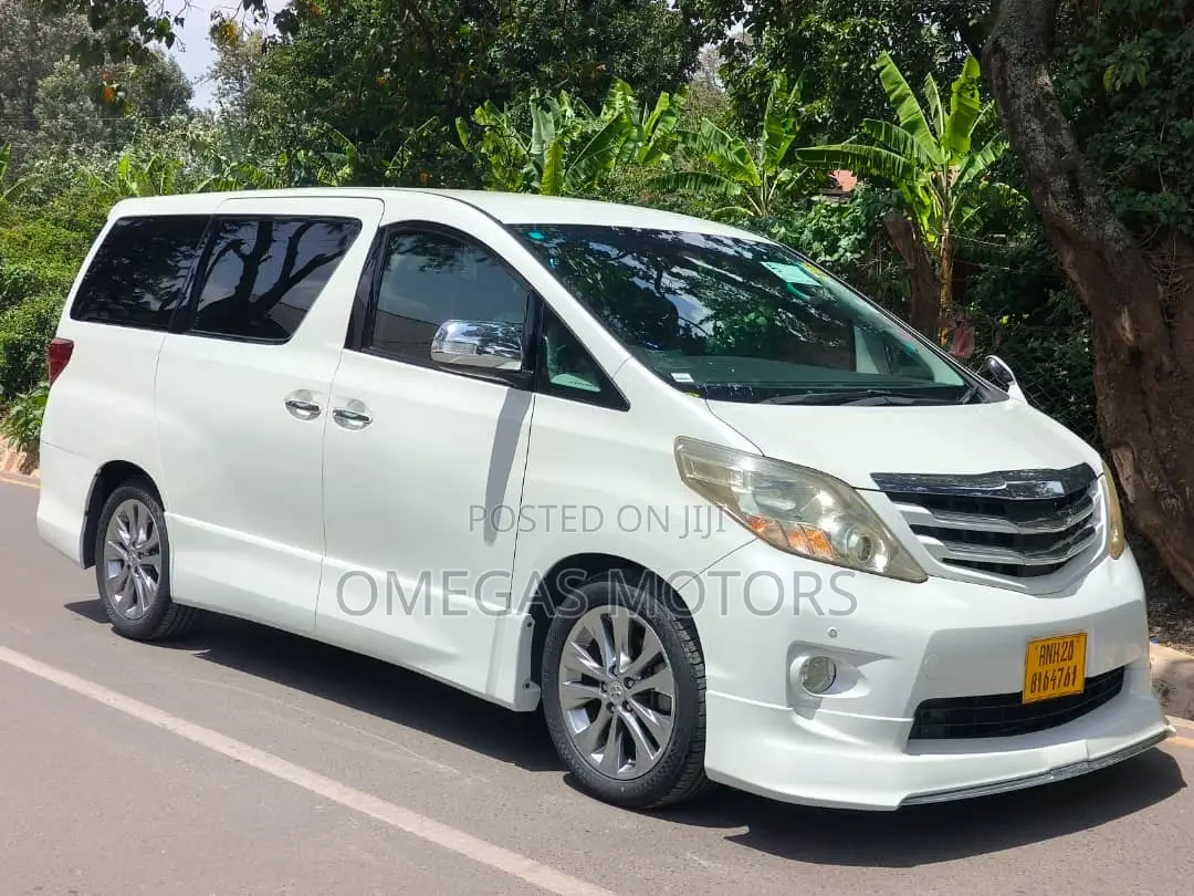 Toyota Alphard 2.4 Petrol FWD 2010 Pearl