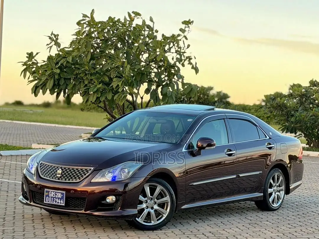 Toyota Crown 2009 Black