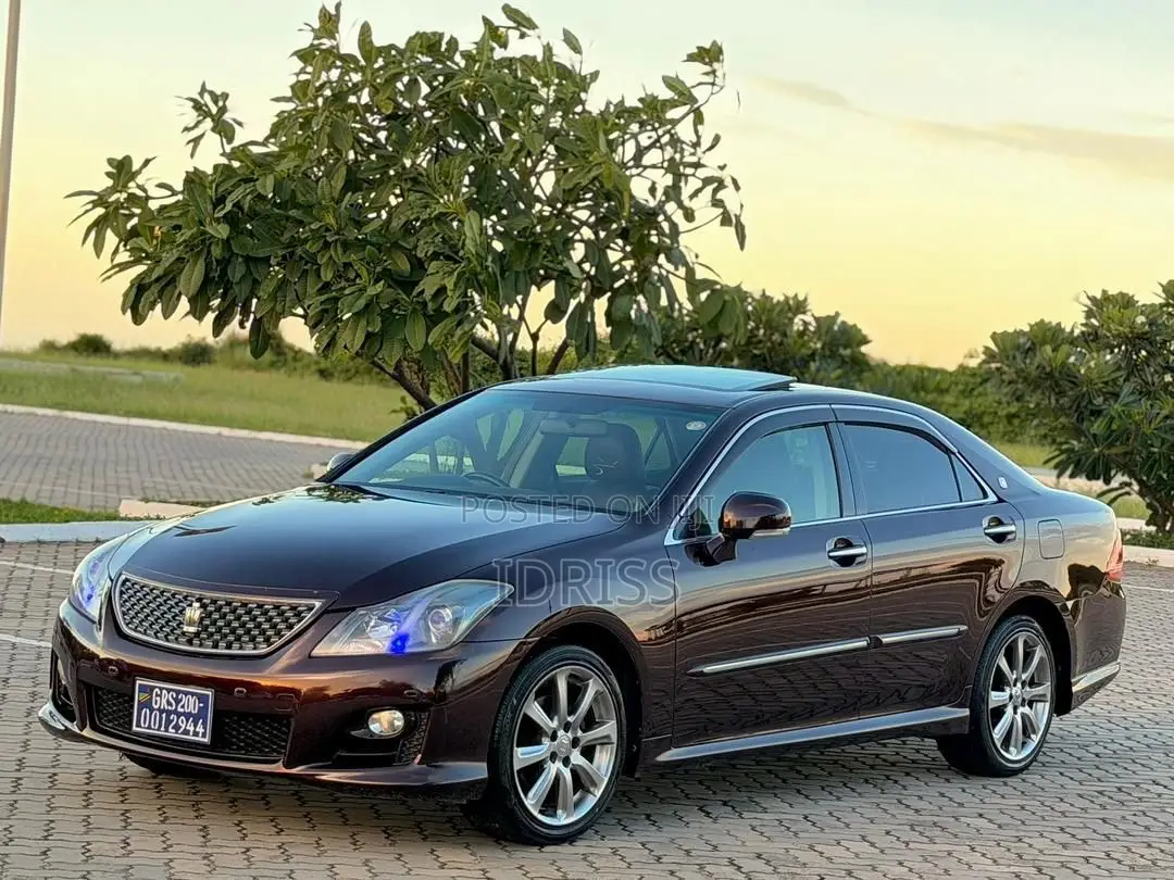 Toyota Crown 2009 Black