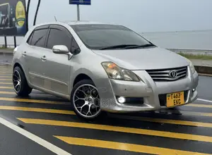 Toyota Blade 2006 Silver