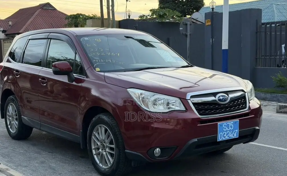 Subaru Forester 2015 Maroon