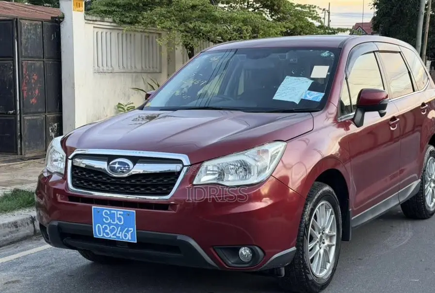 Subaru Forester 2015 Maroon